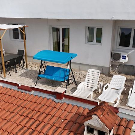 Apartments Peronja Jelsa Seafront מראה חיצוני תמונה