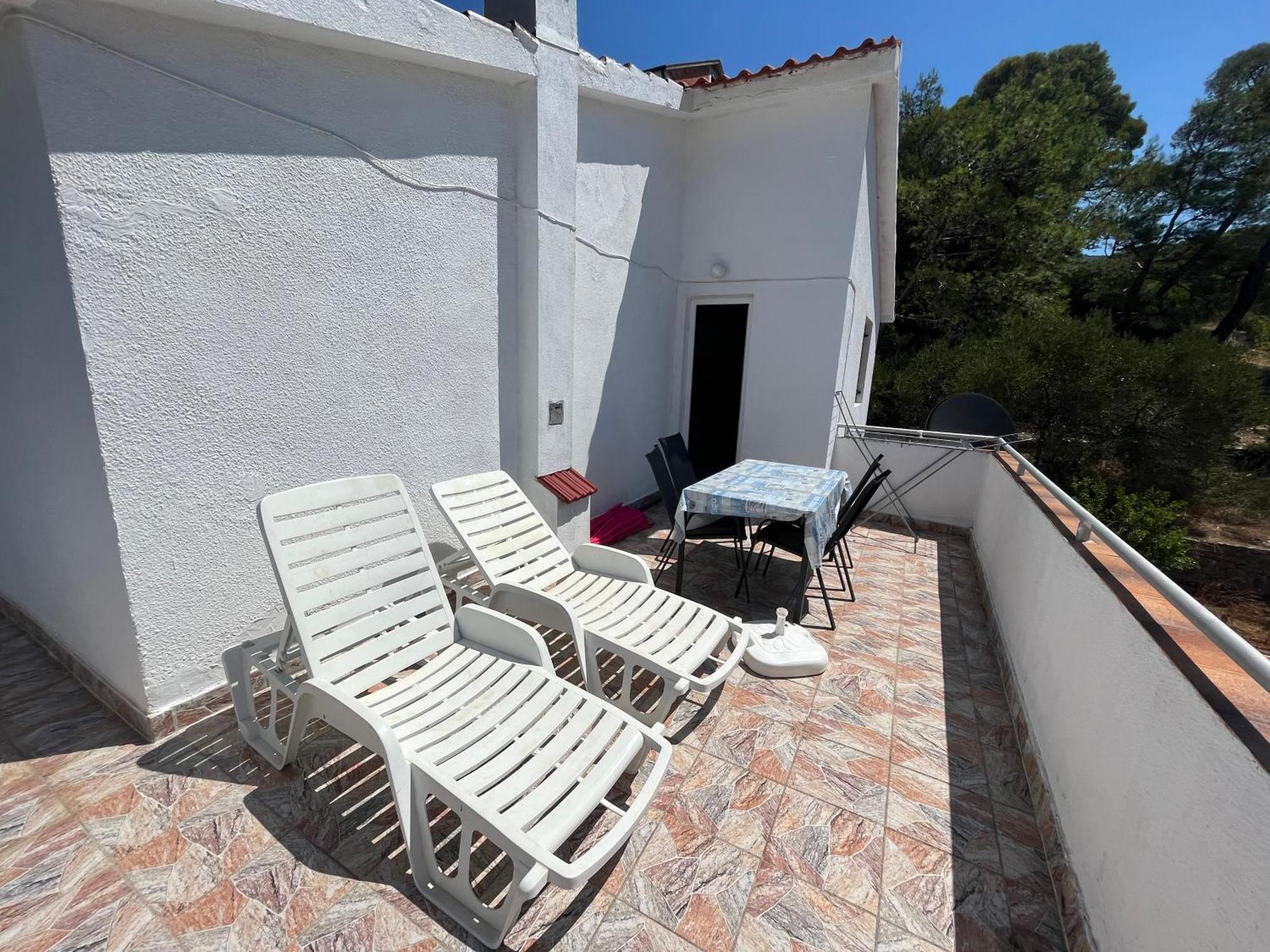 Apartments Peronja Jelsa Seafront מראה חיצוני תמונה