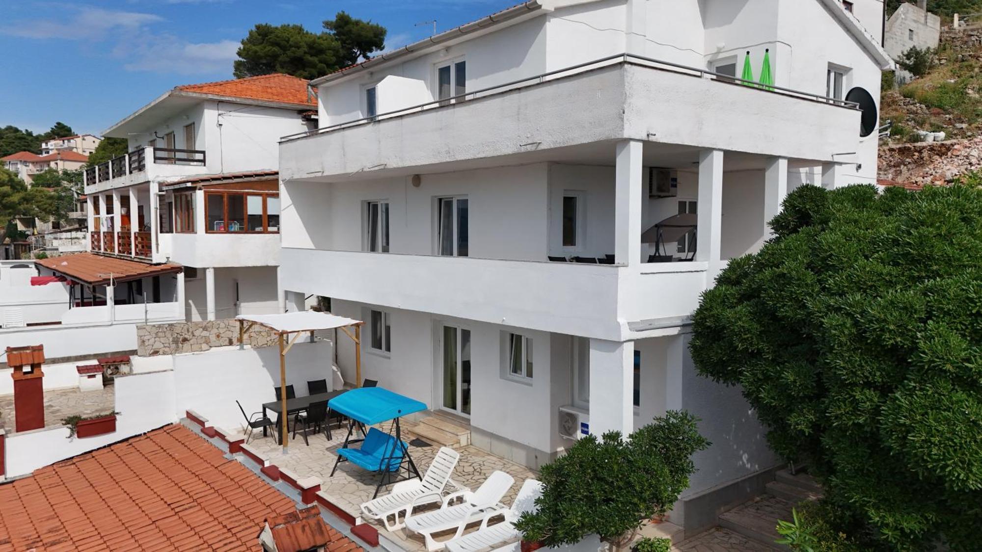 Apartments Peronja Jelsa Seafront מראה חיצוני תמונה