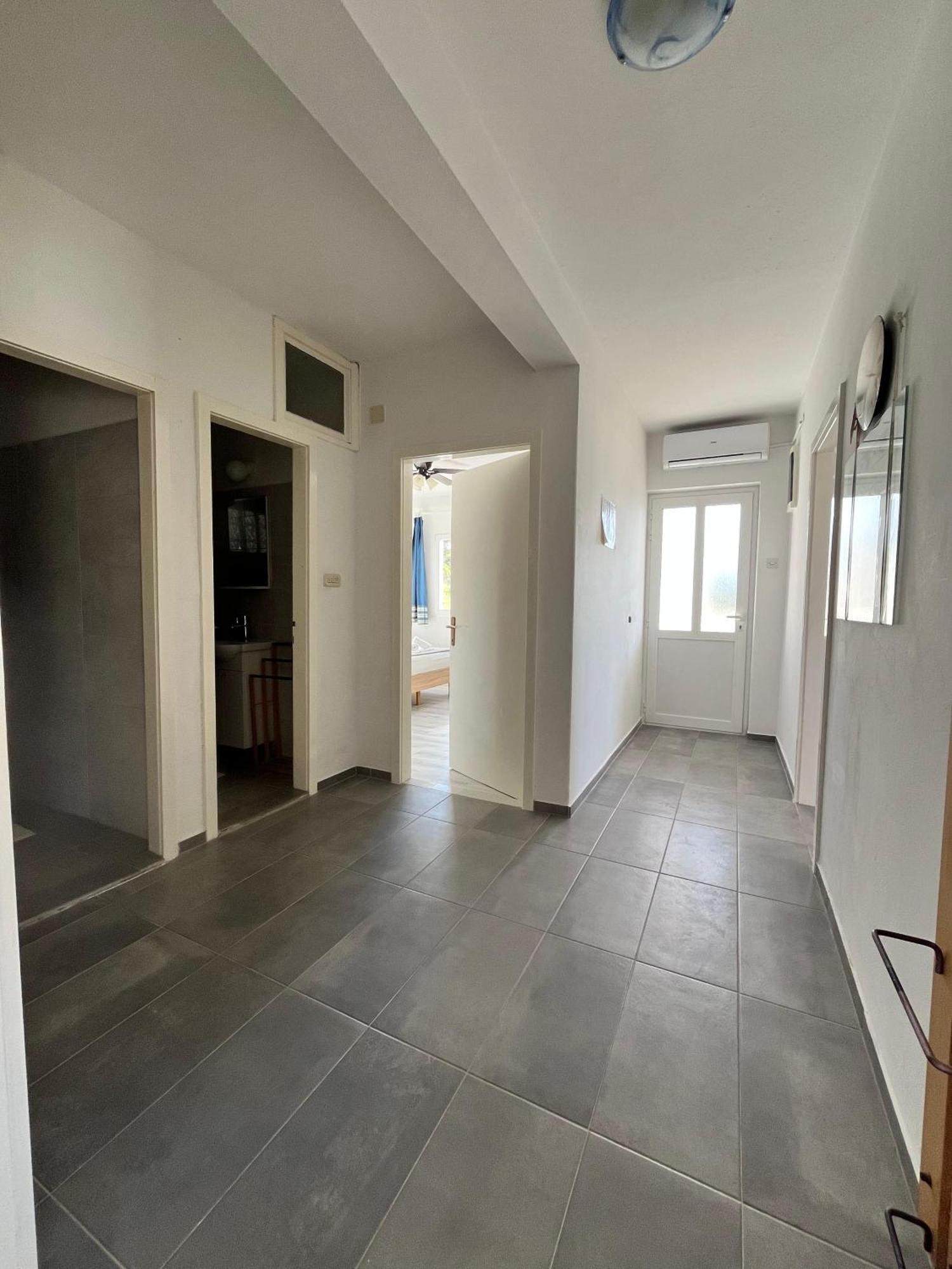 Apartments Peronja Jelsa Seafront מראה חיצוני תמונה
