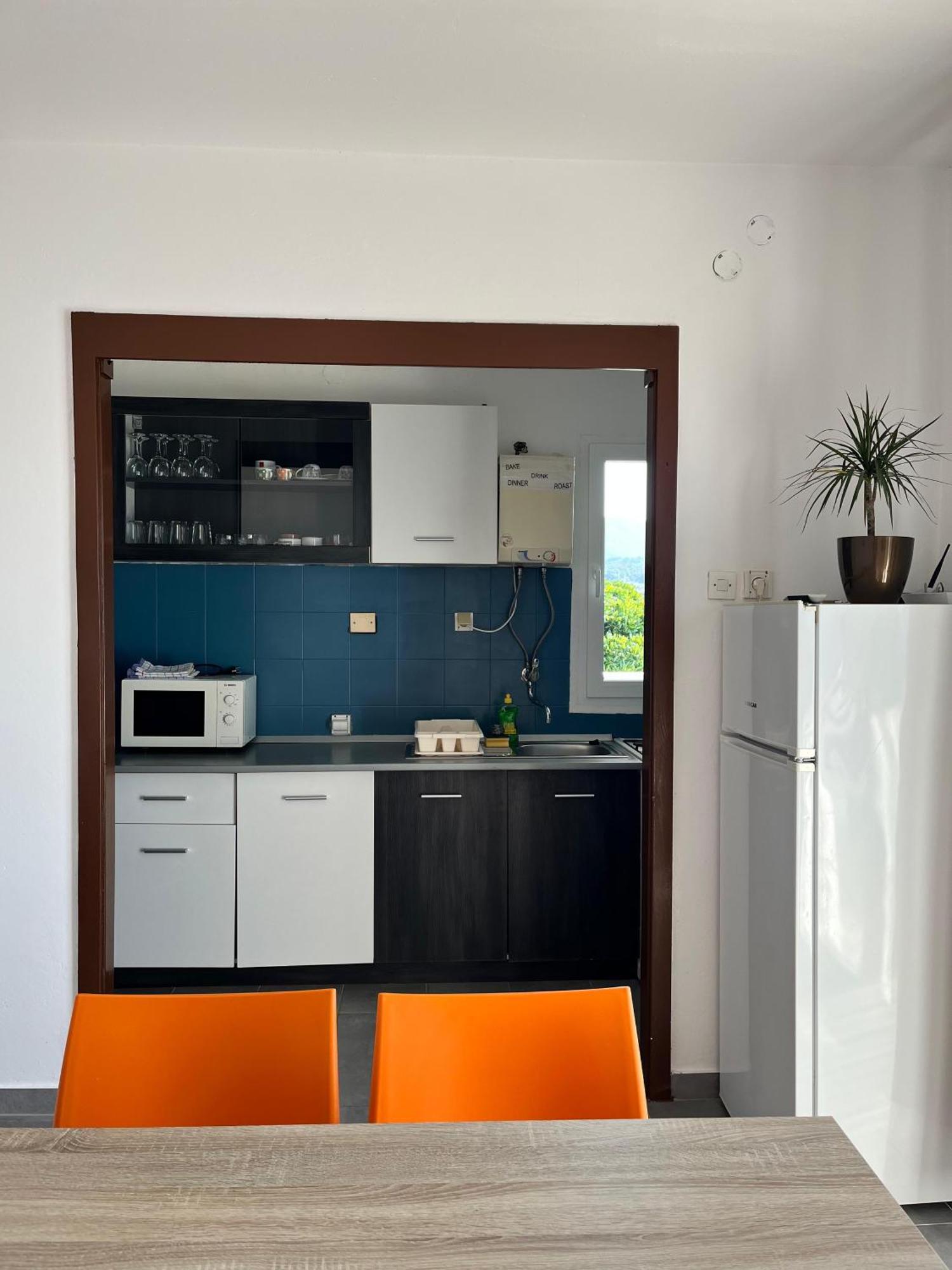 Apartments Peronja Jelsa Seafront מראה חיצוני תמונה